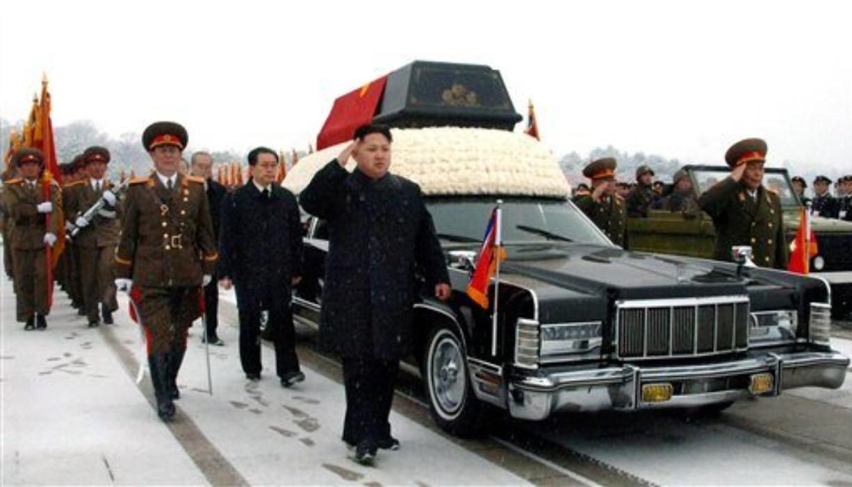 kim-jong-un-jang-song-thaek-ri-yong-ho