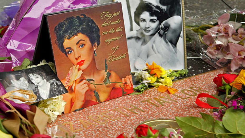 44960349-elizabeth-taylor-most-extravagant-funerals-cnbc-5151543