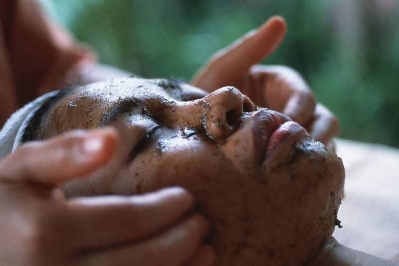 face-exfoliation-97327-1806249
