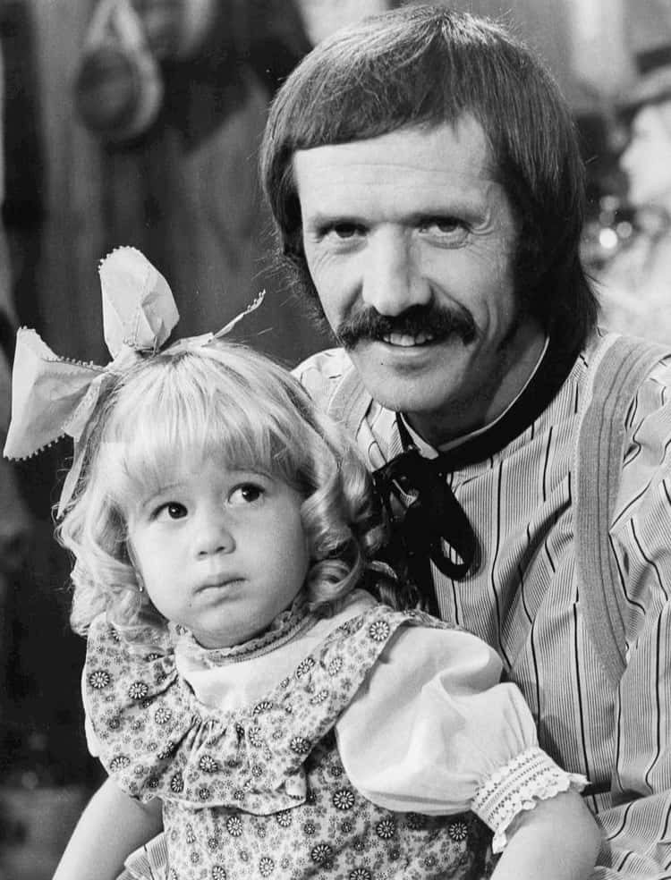 sonny-bono-recording-artists-and-groups-photo-u10-4220364