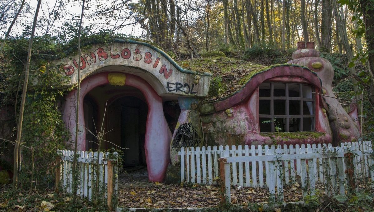 Dunblobbin, Crinkley Bottom Theme Park, England