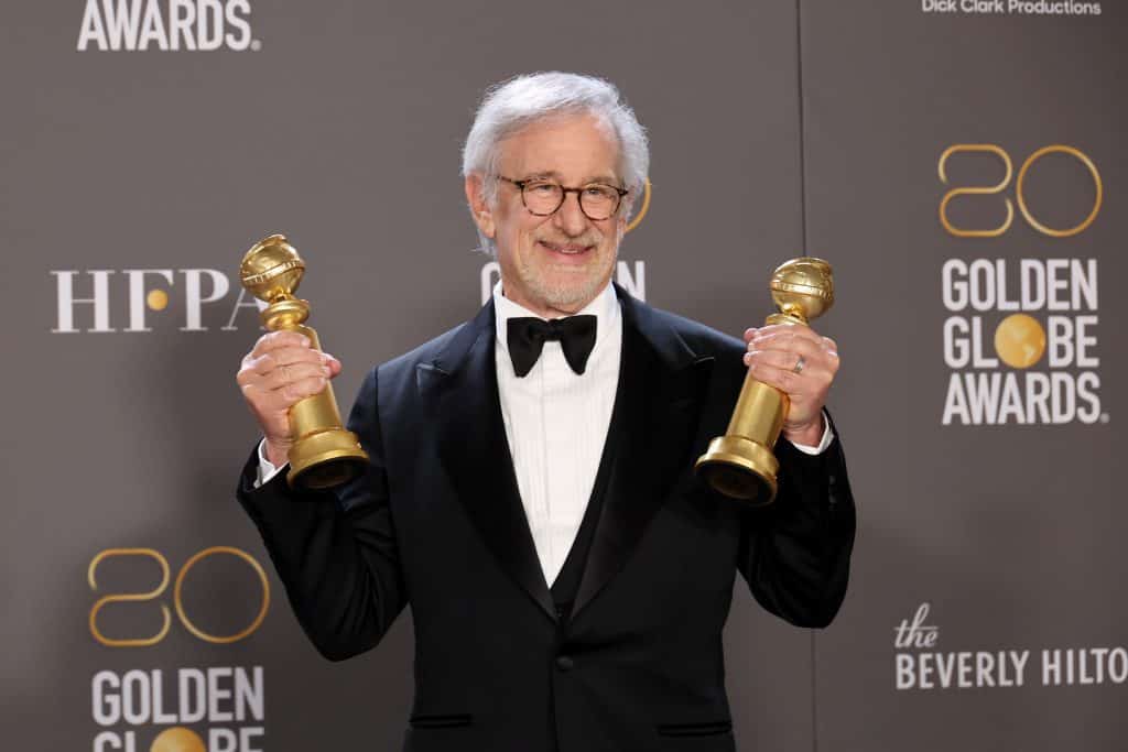 80th-annual-golden-globe-awards-press-room