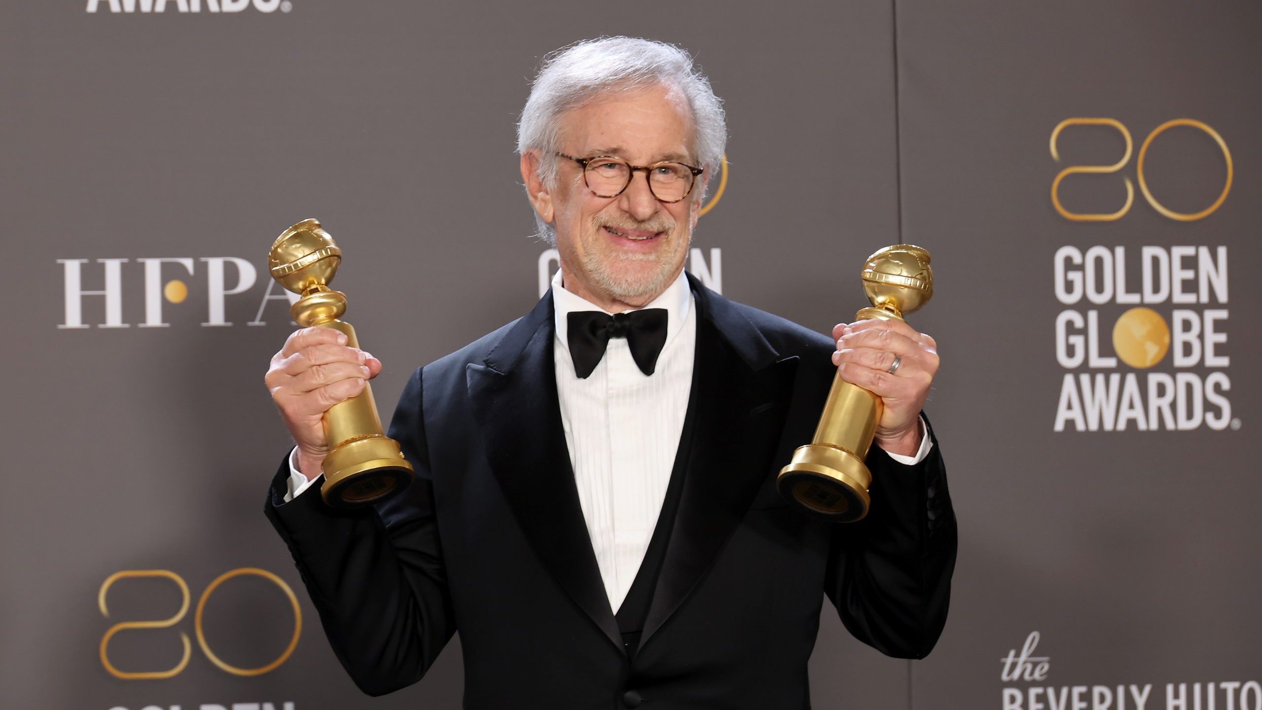 80th-annual-golden-globe-awards-press-room