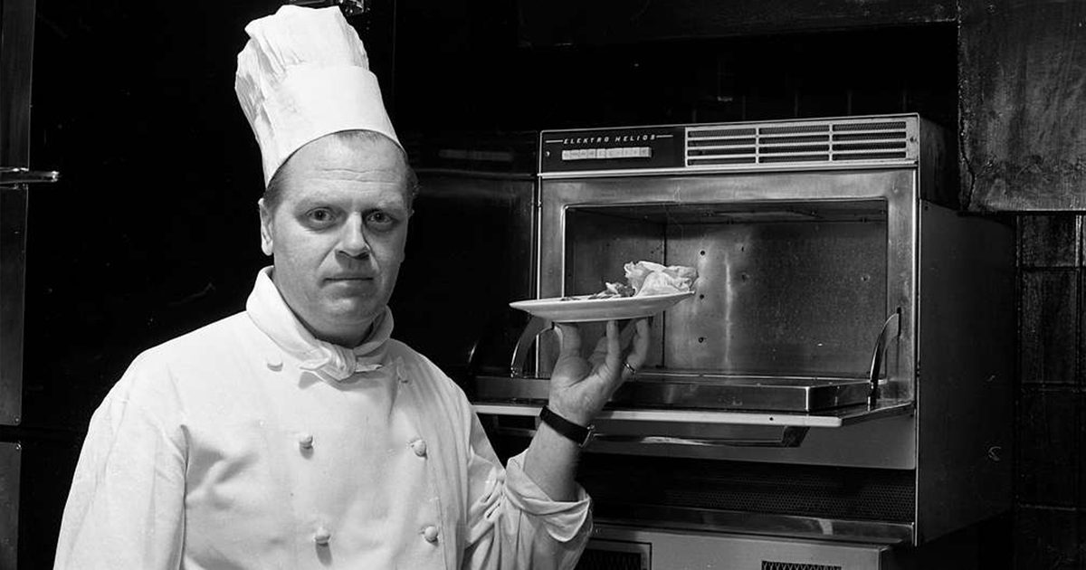 microwave-oven-1967-7305351