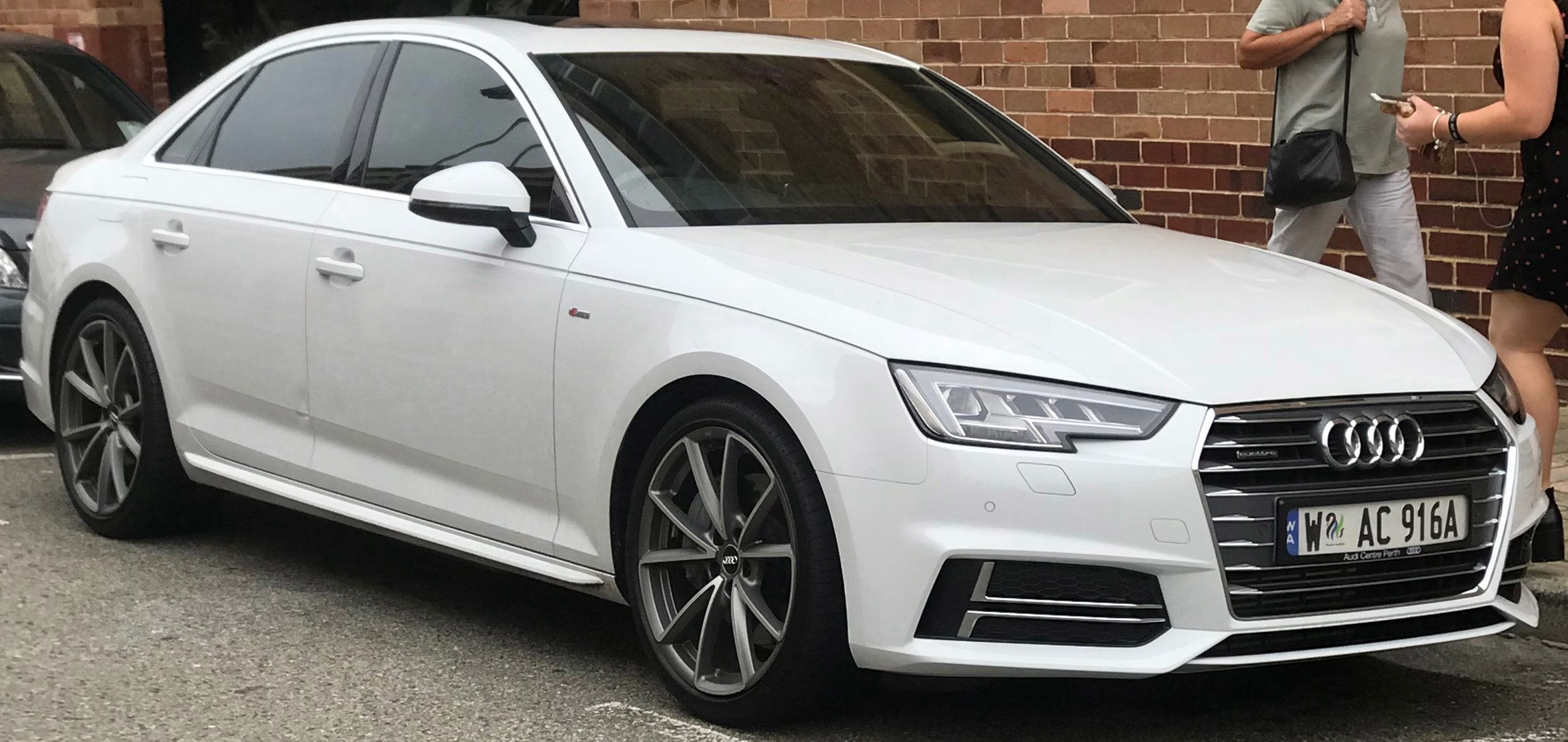 2017_audi_a4_8w_s-line_quattro_sedan_2018-03-22_01
