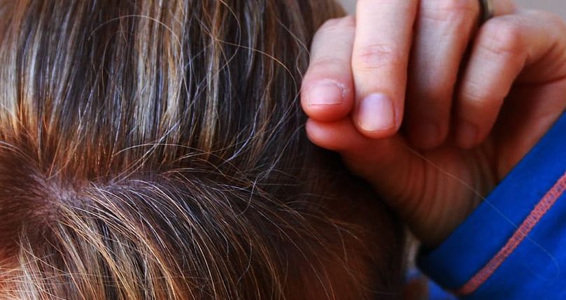 gray-hair-grey-hair-signs-of-aging-blond-hair-plucking-hair-old