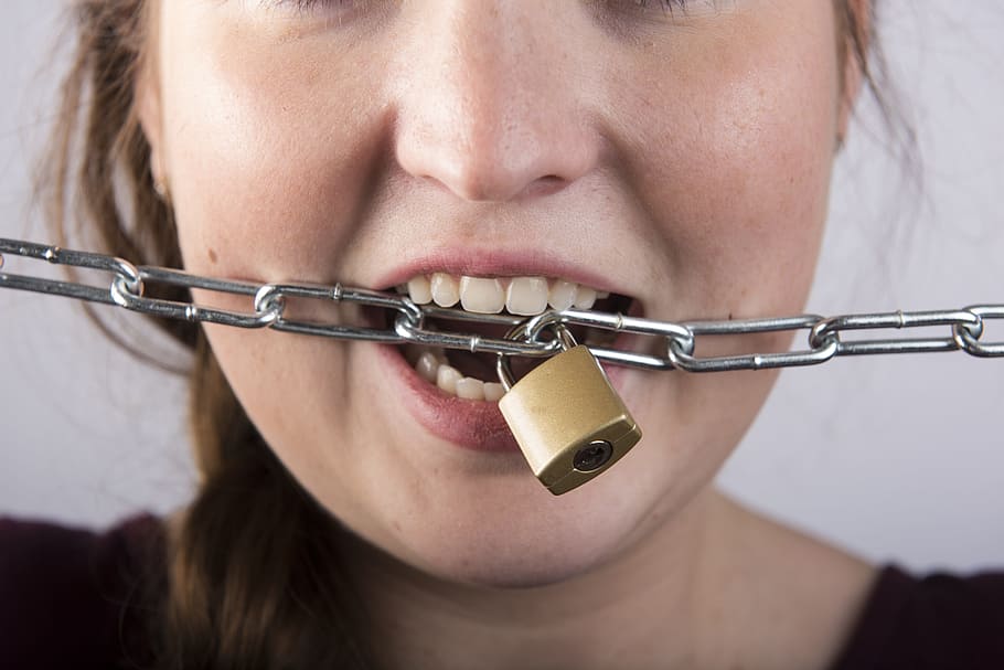 lock-jaw-lockjaw-chain