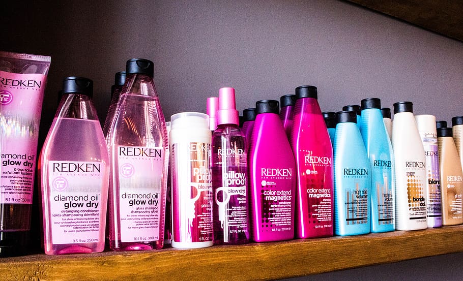 united-kingdom-brighton-shampoo-redken