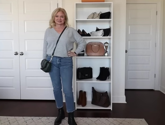 1009-2023-outfit-ideas-women-over-50-jennifer-aniston-inspired-looks-fashionover50-over50-over40-00-03-11