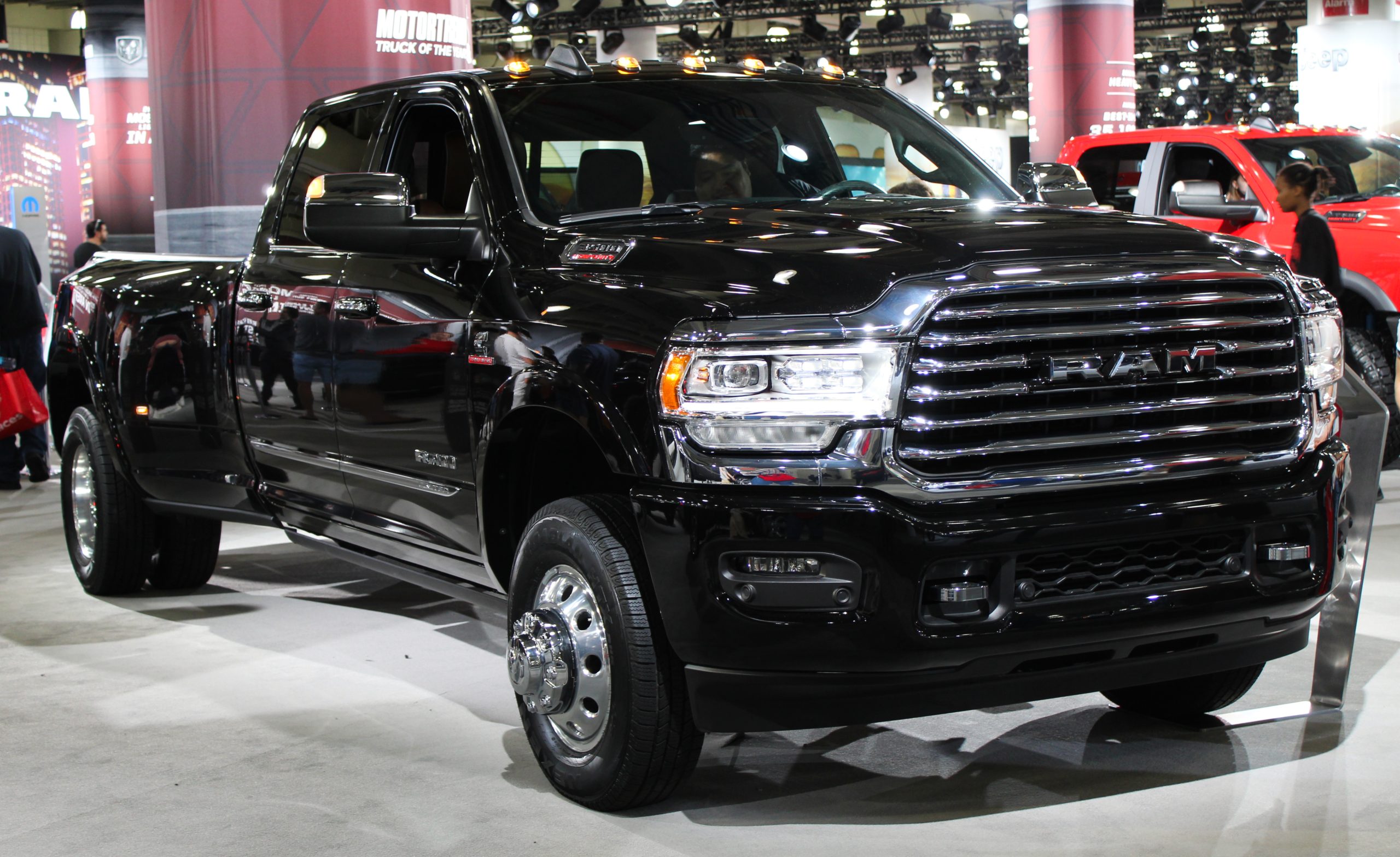 2019_ram_3500_heavy_duty_turbo_diesel_with_cummins_engine_front_nyias_2019