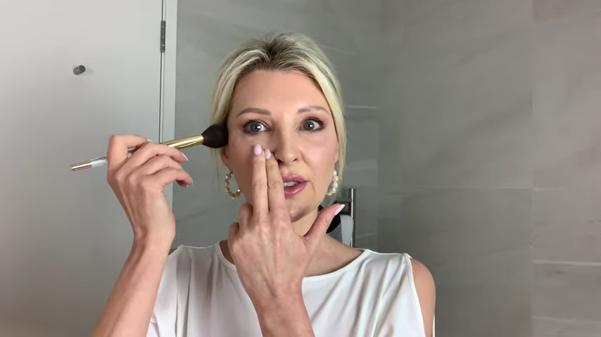 859-easy-anti-aging-blusher-application-tutorial-over-50-mature-skin-look-younger-with-this-tip-00-02-49