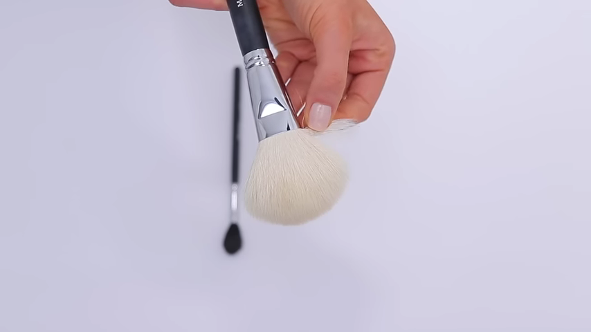 859-how-to-reshape-makeup-brushes-easy-00-00-40