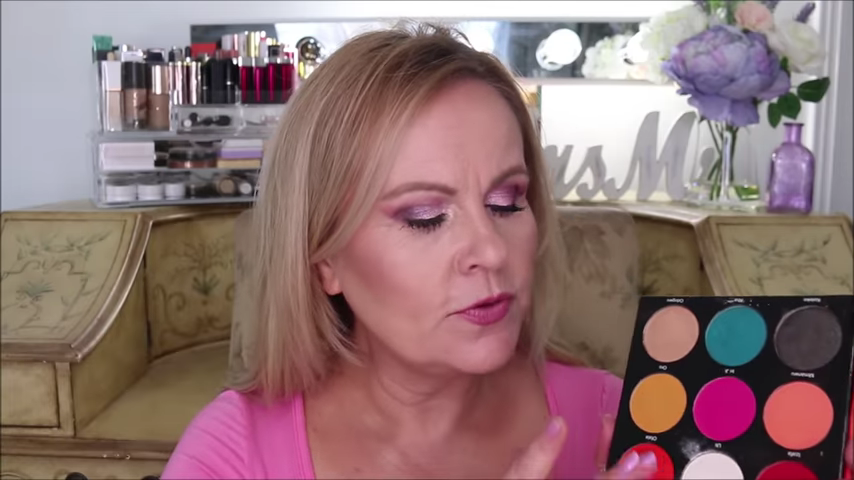 859-skin-undertone-match-your-foundation-perfectly-over-50-00-09-36