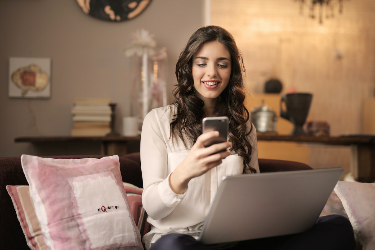 how-to-win-at-online-dating-andrea-piacquadio-via-pexels-1