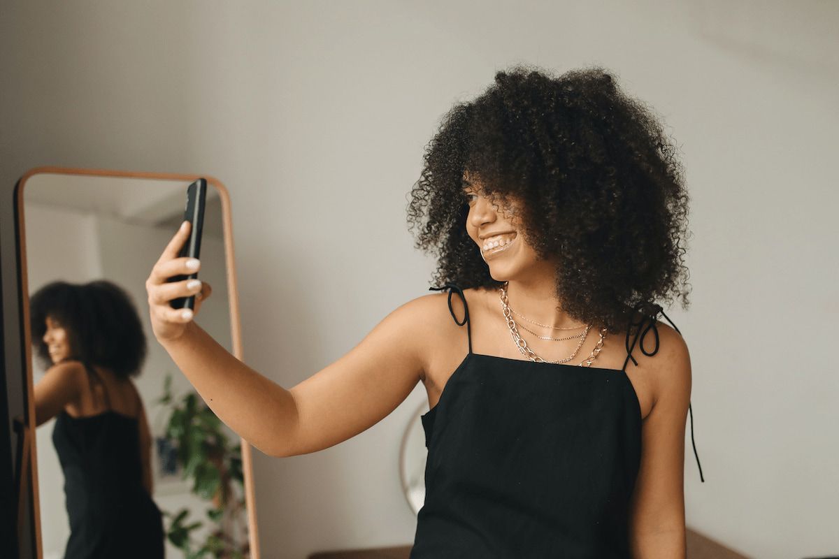 put-your-best-foot-forward-polina-tankilevitch-via-pexels-1
