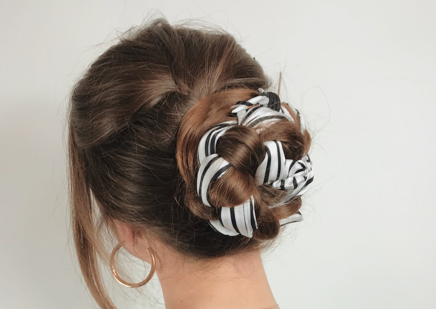 scrunchie_is_back_foulchie_chignon_1024x10242x