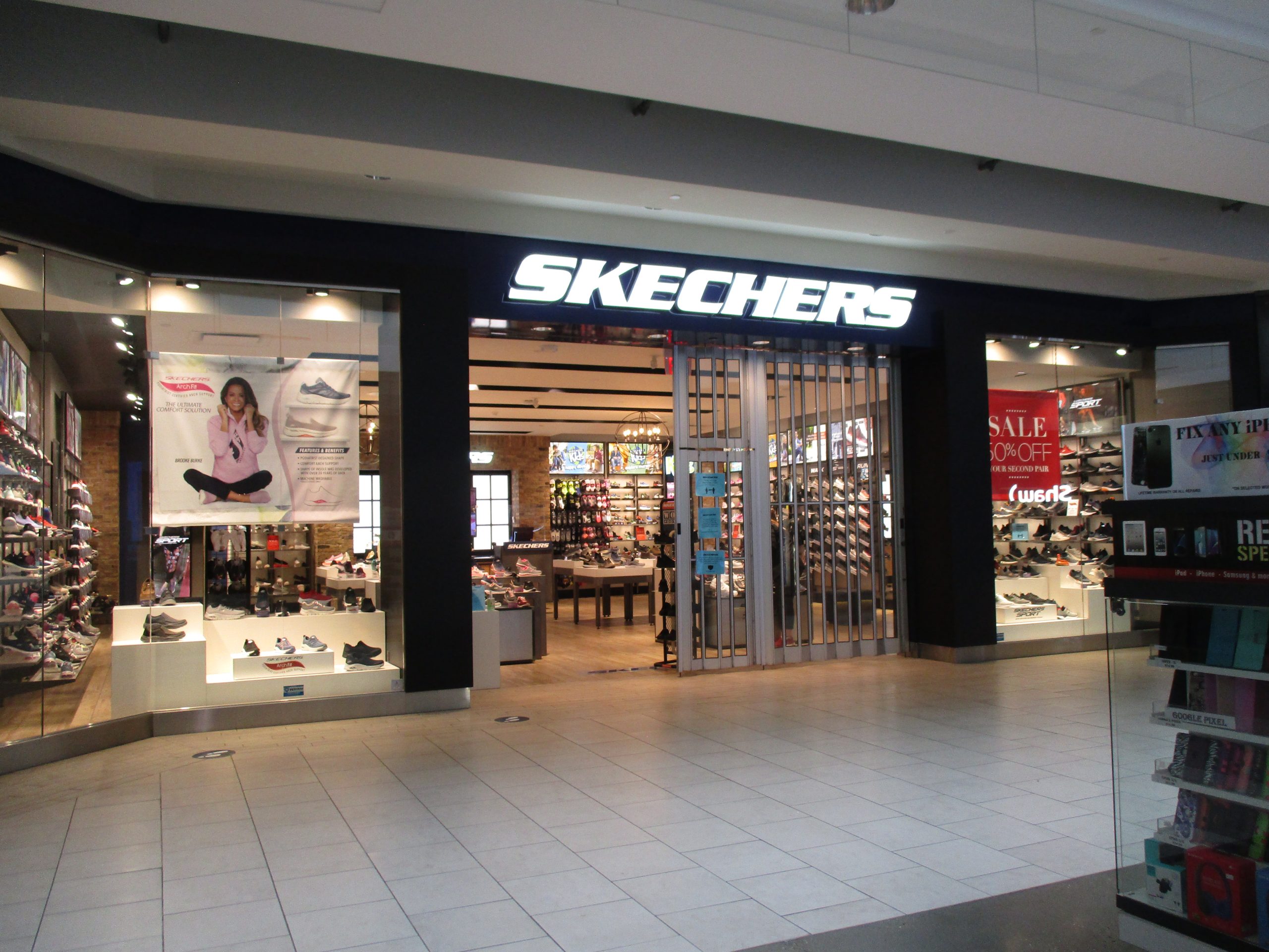 skecherskingswaymall