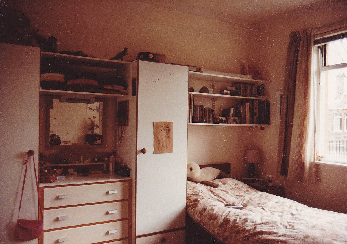 tidy_bedroom_-_greenbank_may_1984-1