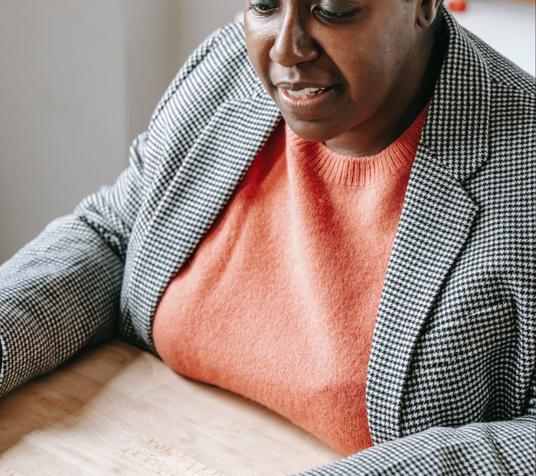 pexels-katerina-holmes-5905742
