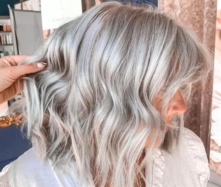 4-wavy-bright-silver-lob-cqoa4gmnriv