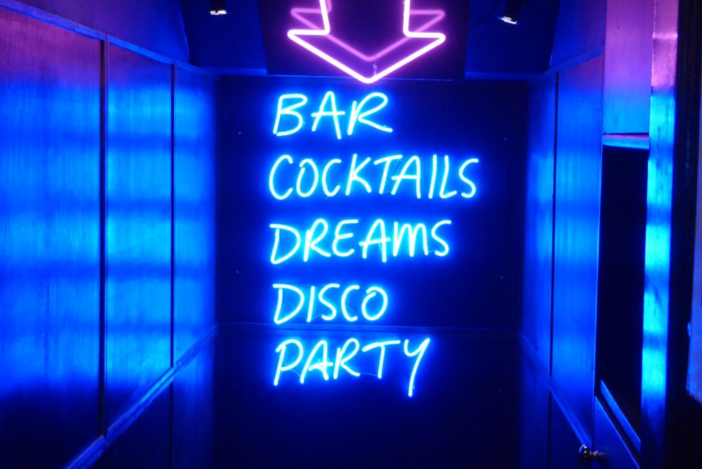 bar-crawl