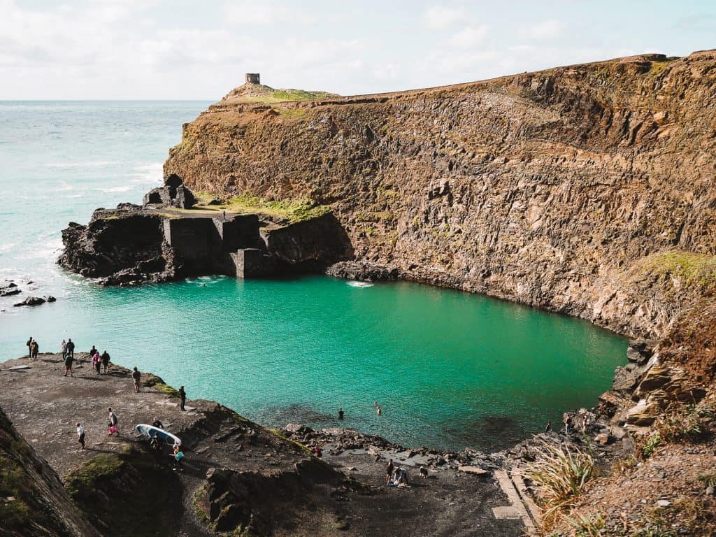 blue-lagoon-in-pembrokeshire-wales-17-1024x768