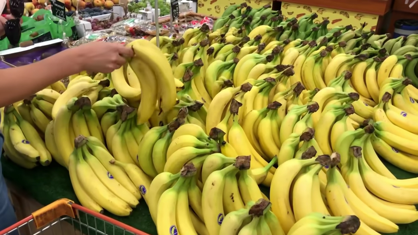 1006-what-will-happen-if-you-eat-1-banana-every-day-00-00-19
