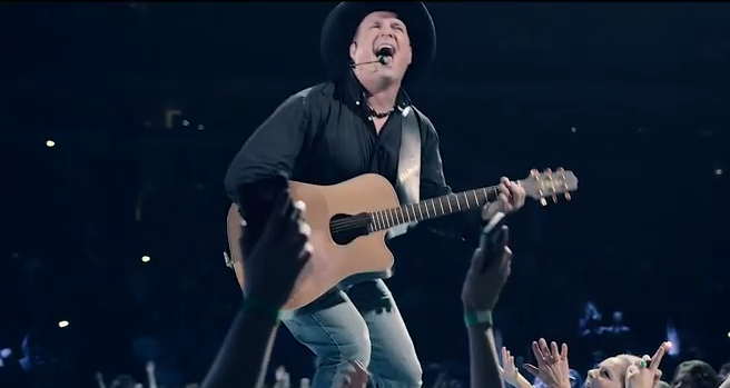 1189-garth-brooks-world-tour-00-00-19