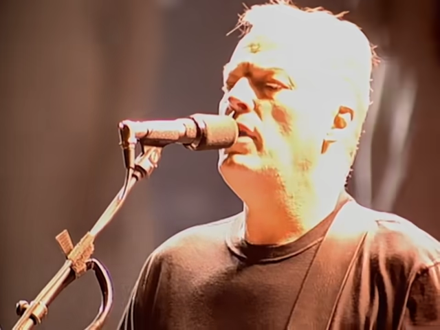 1189-pink-floyd-pulse-live-at-earls-court-1994-full-concert-hd-00-07-19