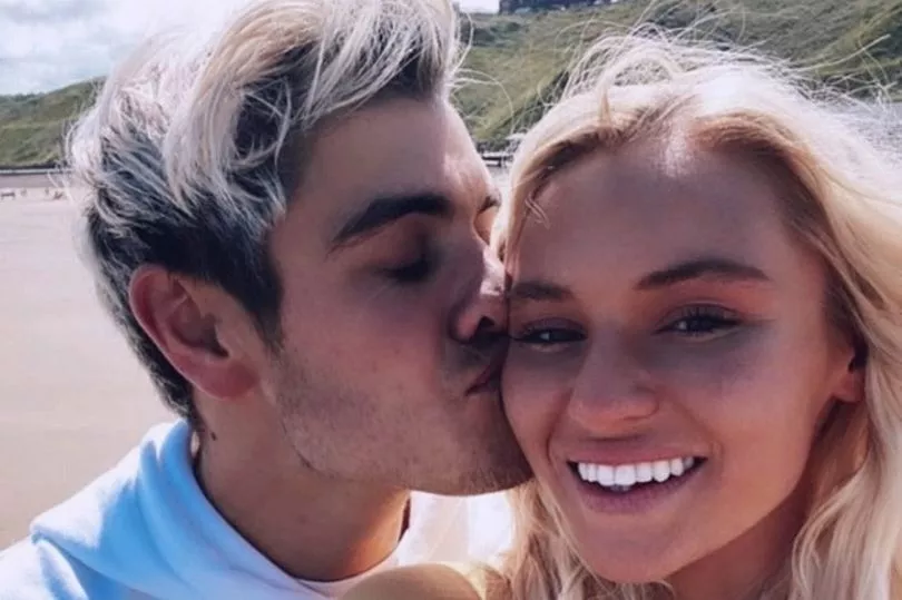 1_love-islands-lucie-donlan-and-luke-mabbott-confirm-their-relationship-with-loved-up-snaps-at-the-se
