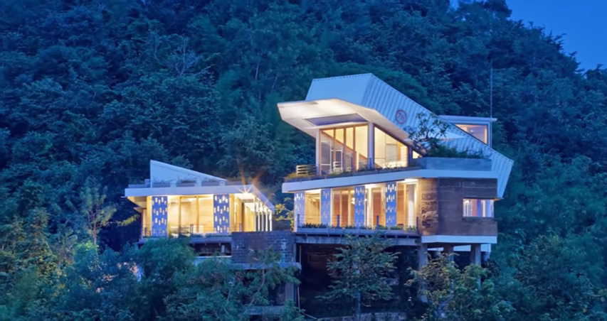 930-seven-havens-container-residence-in-lombok-by-budi-pradono-00-00-25