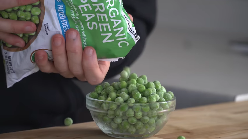 958-why-i-always-have-peas-in-my-freezer-00-00-07