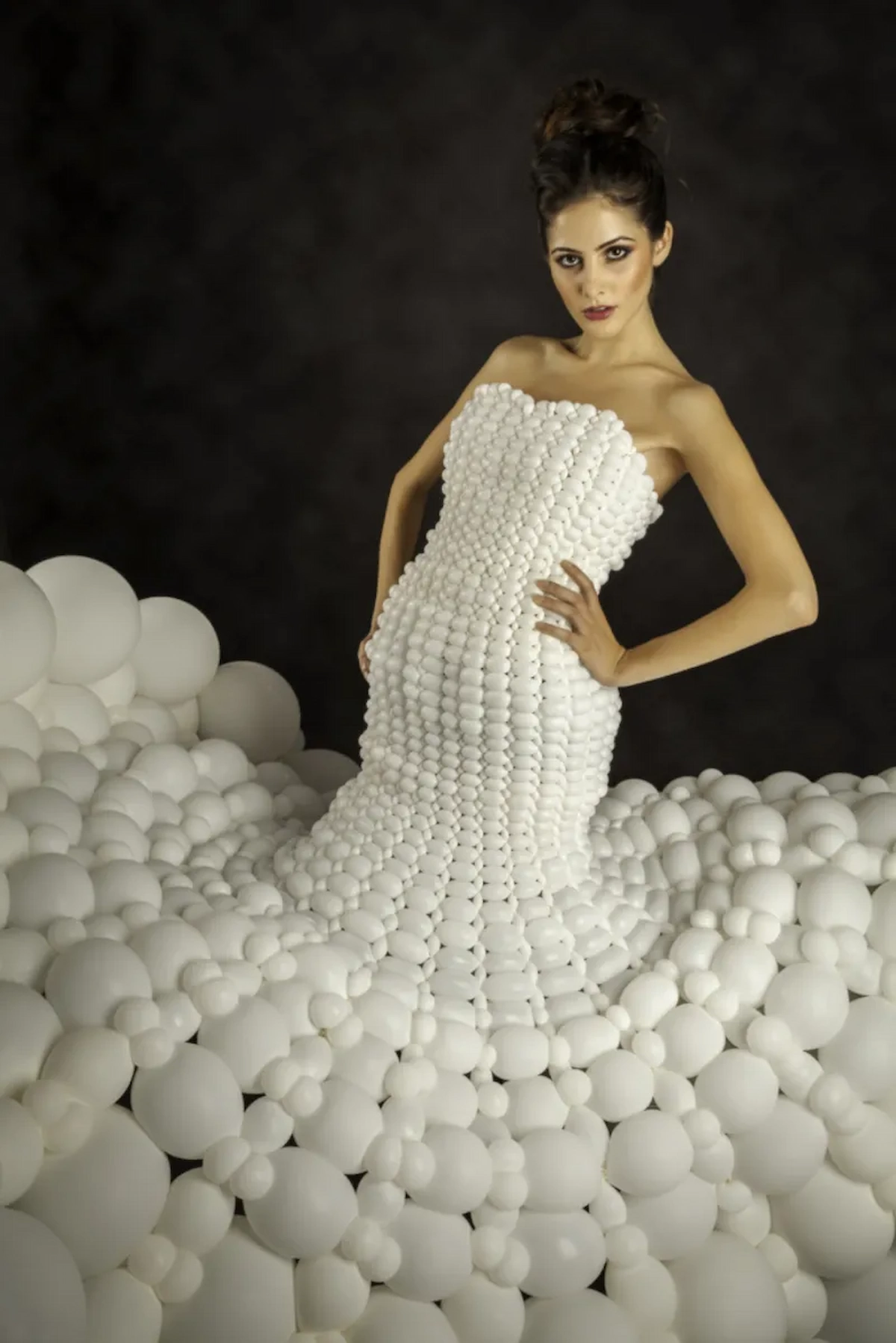 balloon-dress-getty-images-photo-by-jayboivin