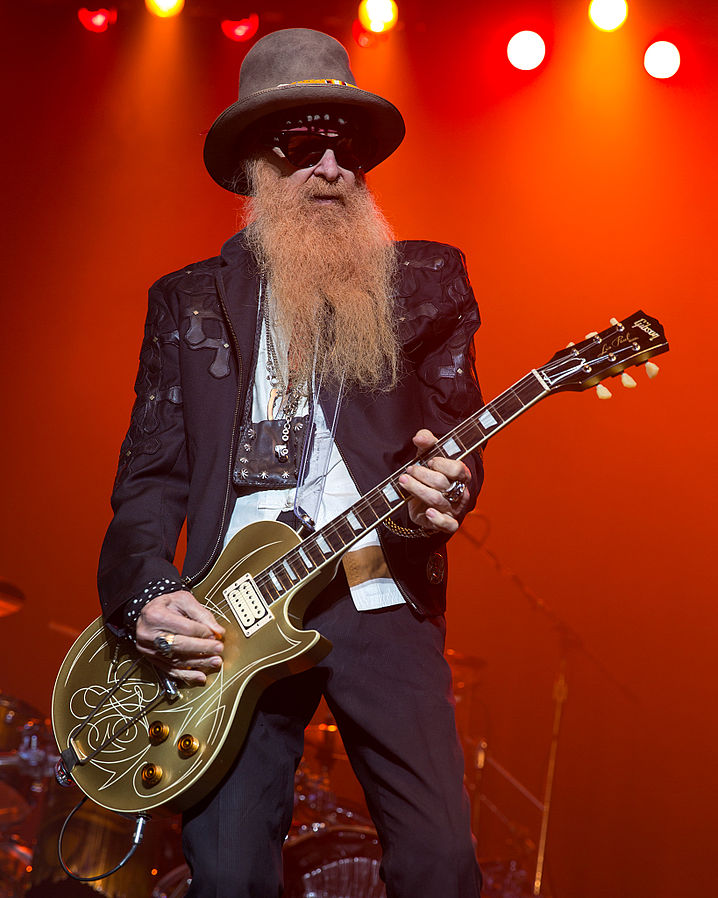 billy_gibbons_of_zz_top_performing_in_san_antonio_texas_2015