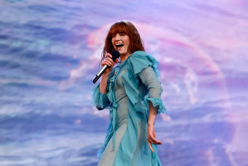 gettyimages-458379323-turn-it-down-please-here-are-the-most-annoying-pop-songs-ever-made-florence-and-the-machine-1024x683-jpg-pro-cmg