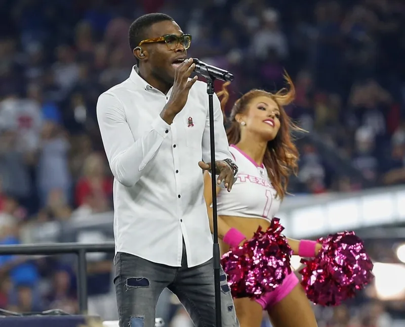gettyimages-492066652-turn-it-down-please-here-are-the-most-annoying-pop-songs-ever-made-singer-omi-1024x828-jpg-pro-cmg