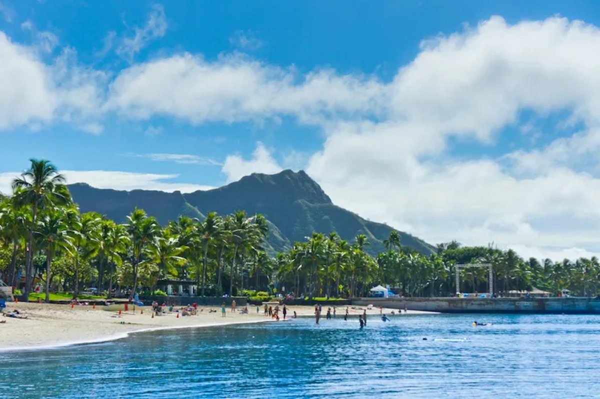 honolulu-fantasy-shutterstock-2