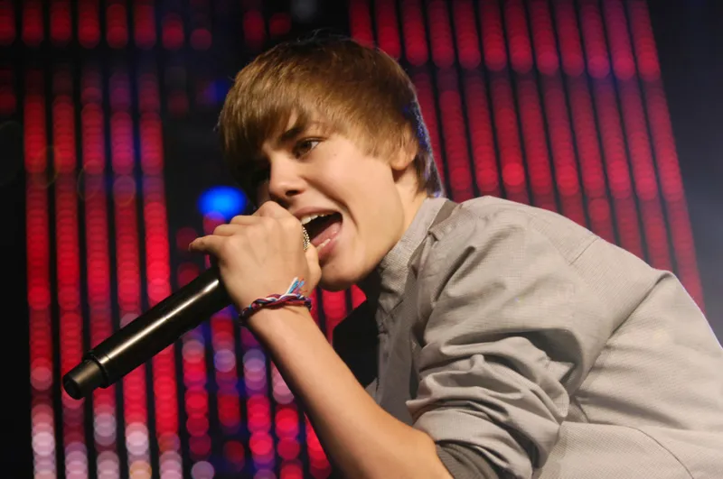 j4j5ej-turn-it-down-please-here-are-the-most-annoying-pop-songs-ever-made-justin-bieber-1024x680-jpg-pro-cmg