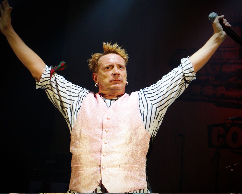 john_lydon_at_the_hammersmith_odeon_2008-09-02_1