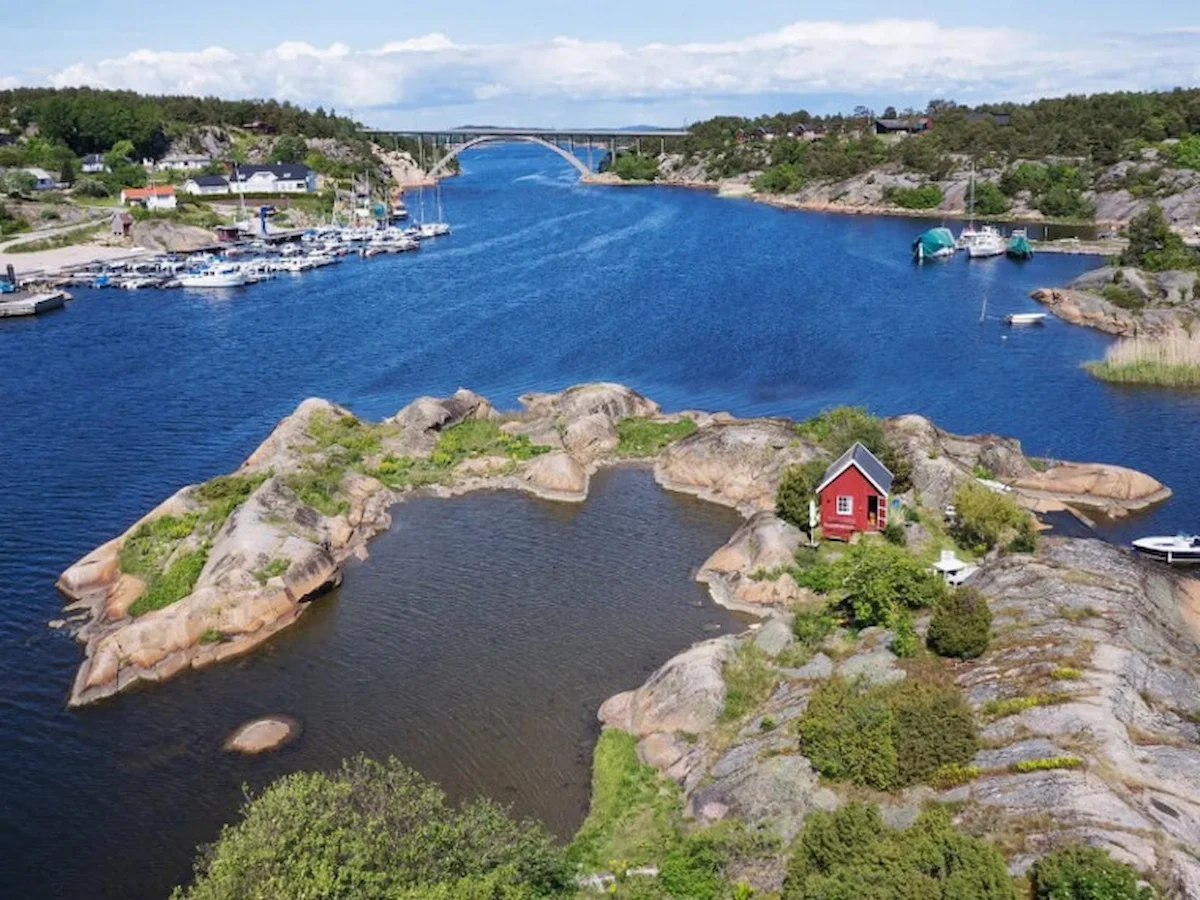 private-island-airbnb