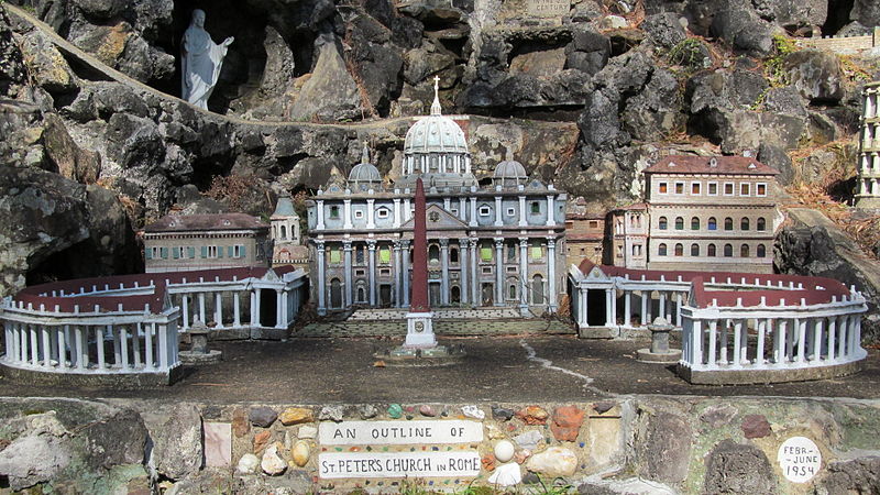 the_ave_maria_grotto_st-_bernard_abbey_44