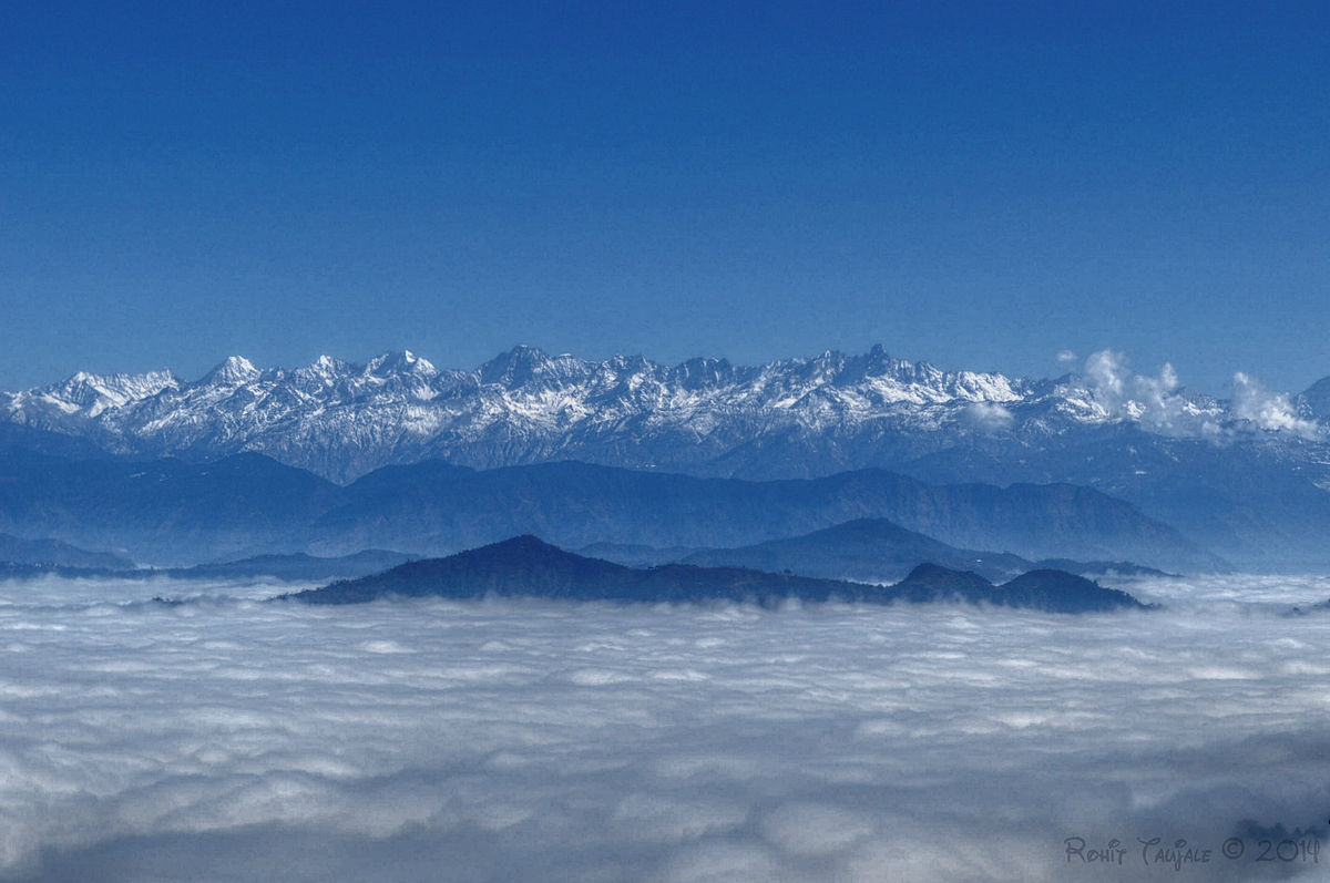 the_himalayas_above_cloud