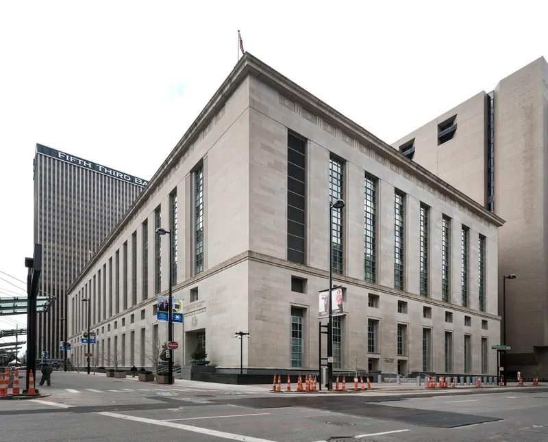 wb66kp-therudeststatesintheus-ranked-courthousecincinnatiohio-jpg-pro-cmg