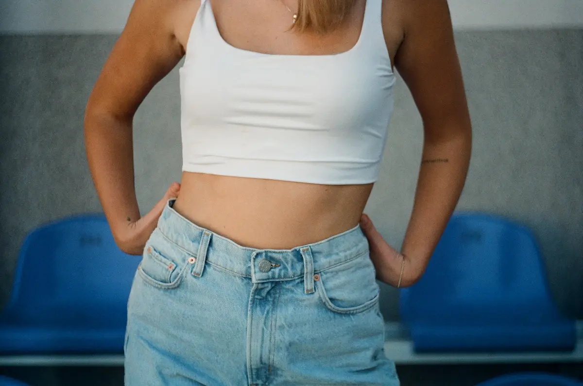 you-experience-abdominal-pain-eugene-chystiakov-via-unsplash