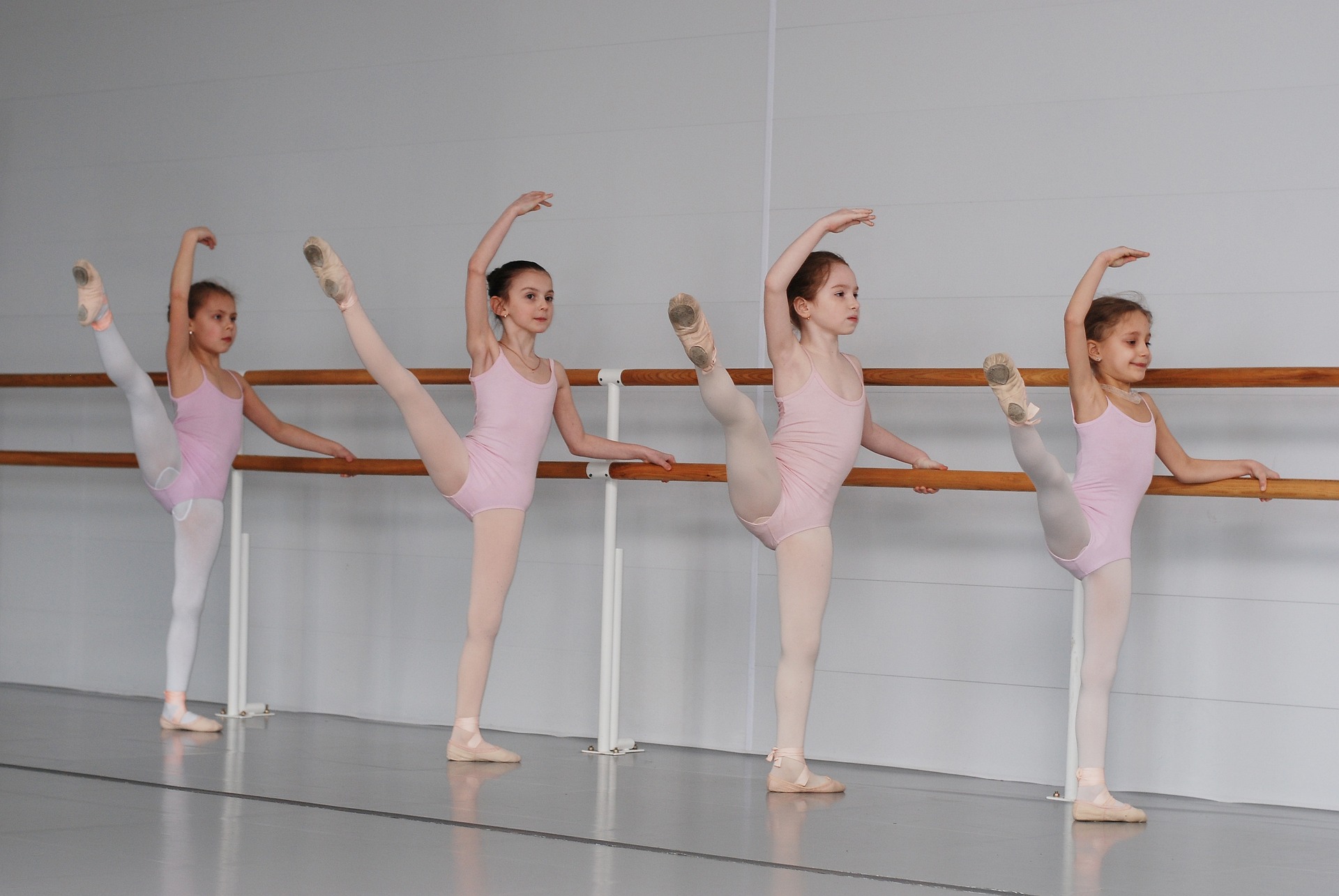 ballet-3301195_1920