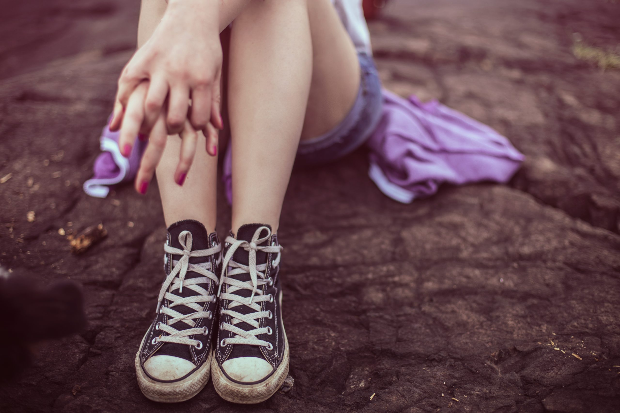girl-feet