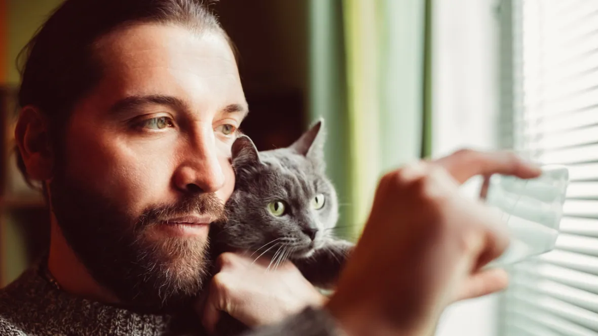man-and-cat