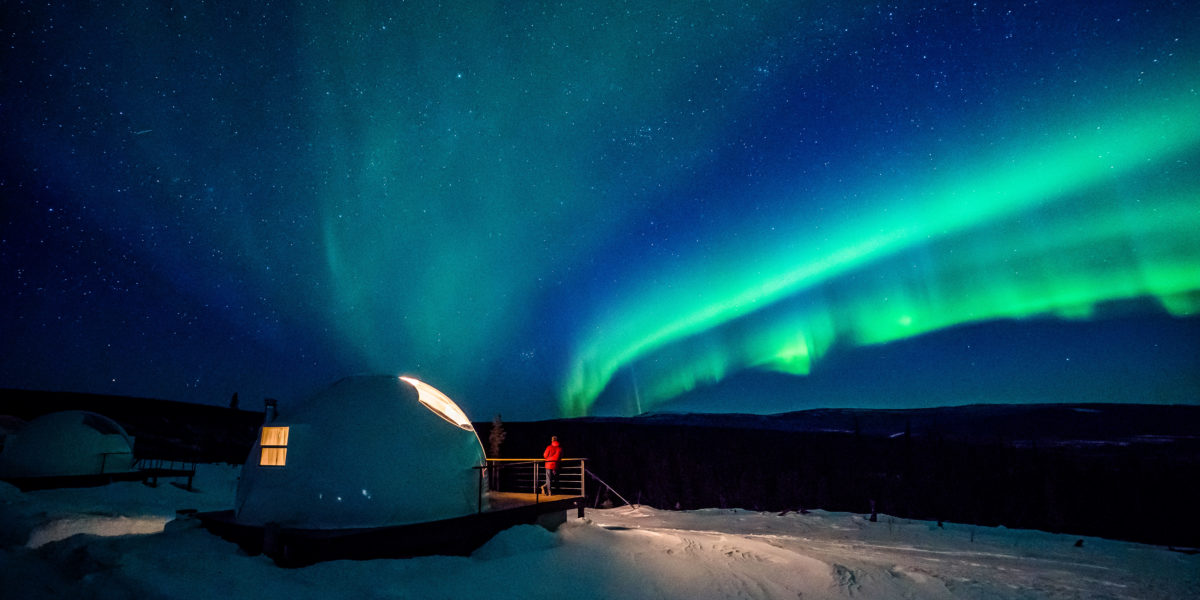 northern-lights-aurora-panorama-sun-1118-1200x600
