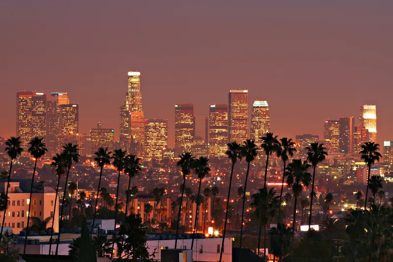 shutterstock_9248278-50ofthecraziestthingsincalifornia-downtownlosangelesskyline-jpg-pro-cmg