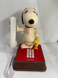 snoopy-phone